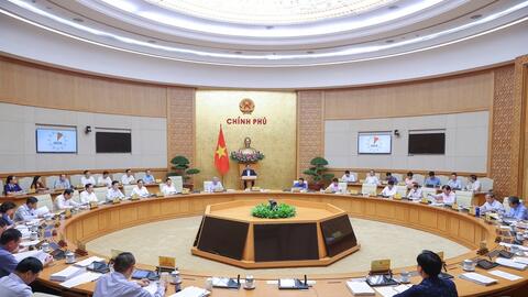 Kinh tế 8 tháng khởi sắc, tiếp tục làm mới các động lực tăng trưởng