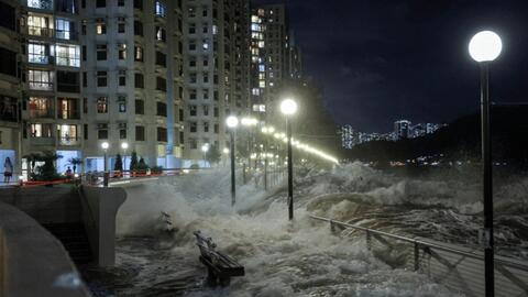 Trung Quốc: Nhiều nơi mưa như trút nước do ảnh hưởng của bão Ragasa