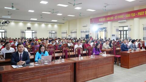 Xã Ô Diên khen thưởng 147 tập thể, cá nhân có thành tích trong các phong trào thi đua