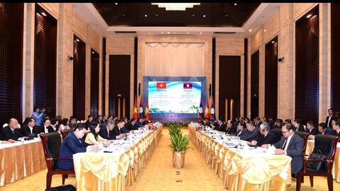 Phó thủ tướng Hồ Đức Phớc hội kiến Tổng Bí thư, Chủ tịch nước Lào Thongloun Sisoulith