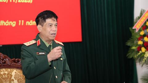 Thượng tướng Nguyễn Văn Nghĩa chúc mừng Học viện Lục quân nhân Ngày Nhà giáo Việt Nam