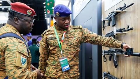 Quân sự thế giới hôm nay (19-11): Nga tăng cường xuất khẩu vũ khí sang châu Phi