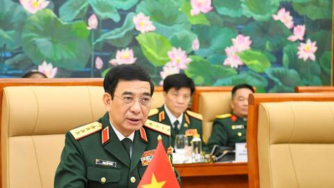 Đại tướng Phan Văn Giang hội đàm với Bộ trưởng Bộ Công nghiệp quốc phòng Azerbaijan