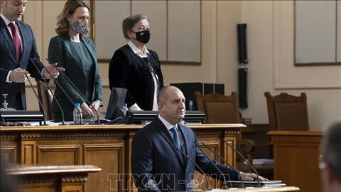 Tổng thống Bulgaria từ chức trước thềm cuộc bầu cử sớm