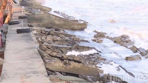 Thanh Hóa: Công bố tình huống khẩn cấp sạt lở công trình kè bờ biển