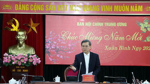 Trung ương sẽ thông qua nghị quyết mới về chống tham nhũng, lãng phí