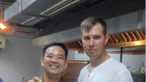 Những người “giữ lửa”