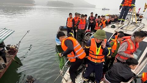 Thủ tướng yêu cầu siết chặt vận tải đường thủy, nhất là vi phạm không mặc áo phao cho hành khách