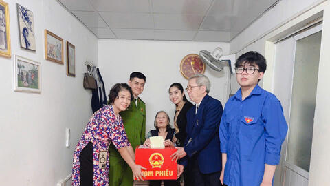 Công an Hà Nội bảo vệ tuyệt đối an ninh, an toàn bầu cử