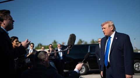 Tổng thống Donald Trump hoan nghênh 'món quà rất lớn' từ Iran 