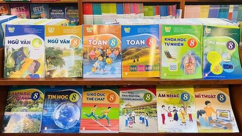 Bộ Giáo dục và Đào tạo đề xuất miễn phí sách giáo khoa trên toàn quốc từ năm học 2029 - 2030