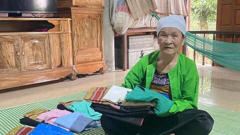 Vẻ đẹp văn hóa Mường qua trang phục truyền thống