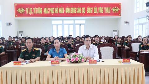 Thiết thực đưa pháp luật vào đời sống người lao động