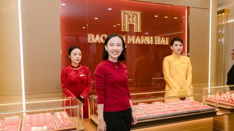 Giá vàng hôm nay (18-4): Giá vàng trong nước và thế giới tăng, giảm trái chiều