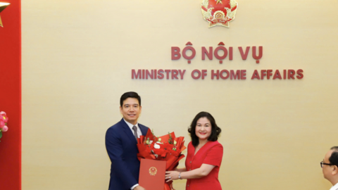Bộ Nội vụ bổ nhiệm cán bộ lãnh đạo; điều động nhân sự tại Hà Nội, Quảng Ninh