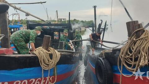Nghệ An: Cháy 3 tàu cá, thiệt hại ước tính hơn 1,5 tỷ đồng