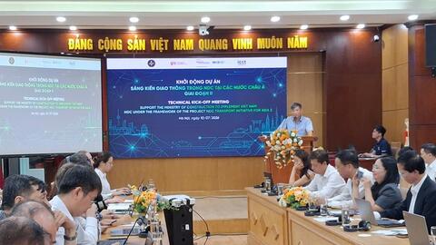 Hợp tác Việt Nam - Đức hướng tới giao thông xanh, các-bon thấp