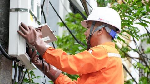 Ngành điện Thanh Hóa bảo đảm điện cho du lịch Sầm Sơn, đẩy mạnh tiết kiệm điện