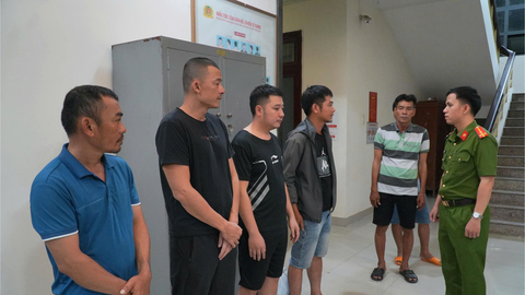 Quảng Ngãi: Triệt phá đường dây cá độ bóng đá gần 1.200 tỷ đồng