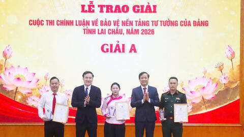 Lai Châu trao giải Cuộc thi chính luận bảo vệ nền tảng tư tưởng của Đảng