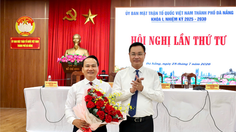 Ông Nguyễn Đình Vĩnh làm Chủ tịch Ủy ban Mặt trận Tổ quốc Việt Nam TP. Đà Nẵng