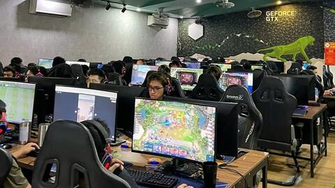 Hạn chế thời gian chơi game của trẻ em dưới 16 tuổi là cần thiết
