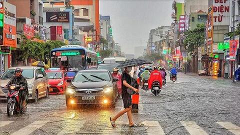Thời tiết hôm nay (6-8): Mưa dông bao trùm cả nước