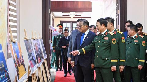 Đại tướng Phan Văn Giang hội đàm với Bộ trưởng Quốc phòng Malaysia