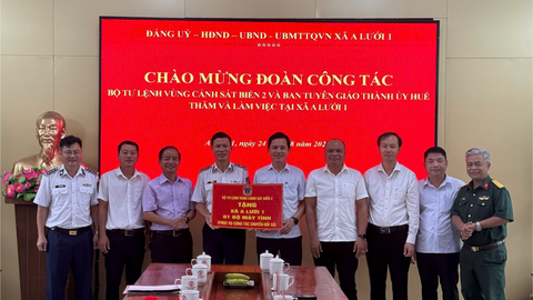 Vùng Cảnh sát biển 2 sẻ chia cùng đồng bào dân tộc, tôn giáo A Lưới 1