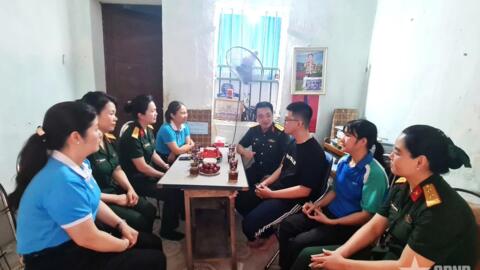 Điểm tựa từ những “mẹ đỡ đầu” ở Quân khu 4
