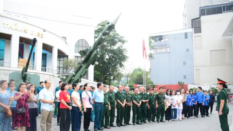 Phường Cửa Nam tổ chức tham quan Bảo tàng Chiến thắng B52