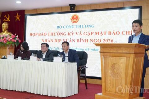 Bộ Công Thương thông tin về lộ trình triển khai xăng E10