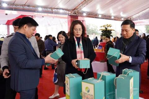 Hà Nội mở thêm gần 300 gian hàng OCOP phục vụ người dân dịp Tết 2026