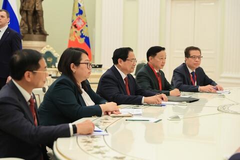 Thủ tướng Phạm Minh Chính hội kiến Tổng thống Liên bang Nga Vladimir Putin