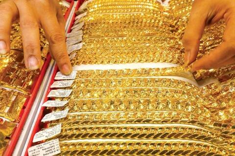 Giá vàng hôm nay (trưa 6-4): Giá vàng nhẫn, vàng miếng giảm mạnh