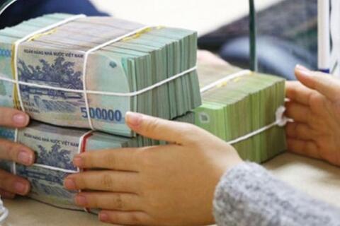 Chứng khoán Kỹ Thương chia cổ tức 500 đồng/CP, Viettel Post chốt quyền mua 100:42