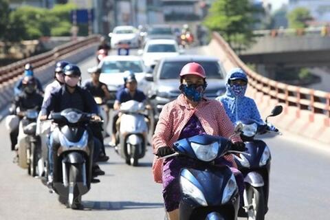 Thời tiết hôm nay (9-4): Nắng nóng gay gắt trên cả nước, có nơi 40 độ C