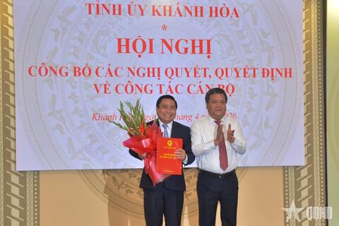 Tỉnh ủy Khánh Hòa: Công bố các nghị quyết, quyết định về công tác cán bộ