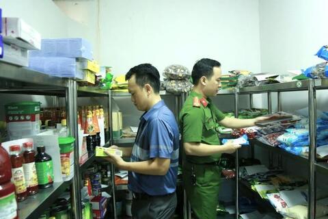Nghệ An: 3 cơ sở vi phạm ATTP, dự kiến xử phạt 61 triệu đồng