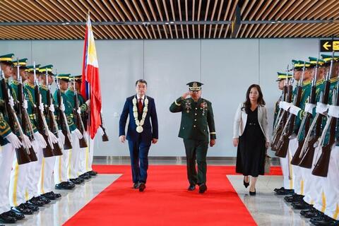 Thủ tướng Lê Minh Hưng tới Philippines tham dự Hội nghị Cấp cao ASEAN 48