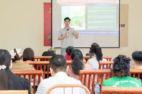 Đào tạo livestream: ‘Phủ sóng’ thị trường cho sản phẩm công nghiệp nông thôn