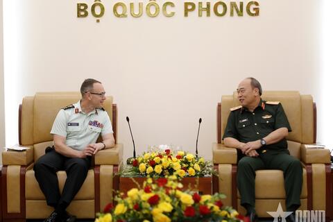 Hợp tác quốc phòng Việt Nam - Canada đạt kết quả tích cực