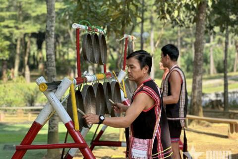 Một ngày ở Làng Văn hóa - Du lịch các dân tộc Việt Nam