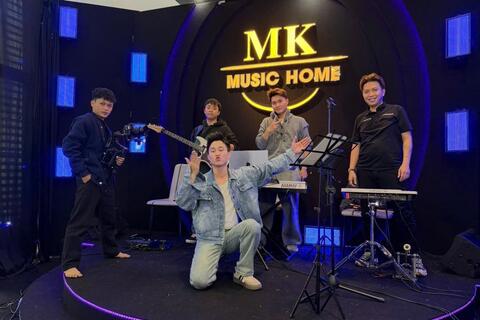 Những hot boy cover triệu view: Khi giọng hát online mở đường đến con đường nghệ thuật