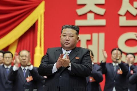 Điện mừng các lãnh đạo cấp cao của Triều Tiên