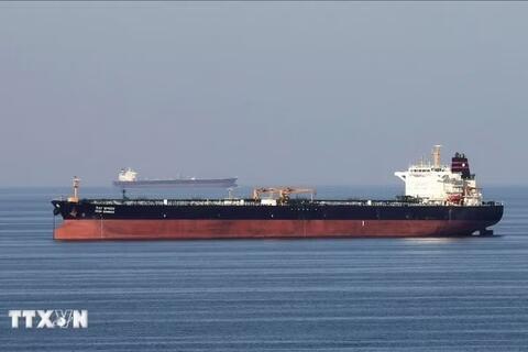 Các siêu tàu chở dầu Trung Quốc rời eo biển Hormuz