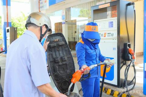 Quảng Ngãi: Người dân đón nhận tích cực xăng sinh học E10