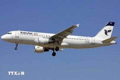Xung đột tại Trung Đông: Iran nối lại đường bay tới UAE