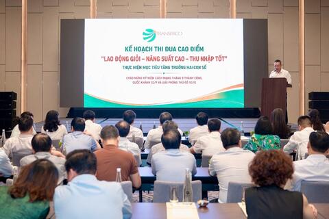 Hà Nội: Phát động thi đua cao điểm nâng cao chất lượng dịch vụ vận tải