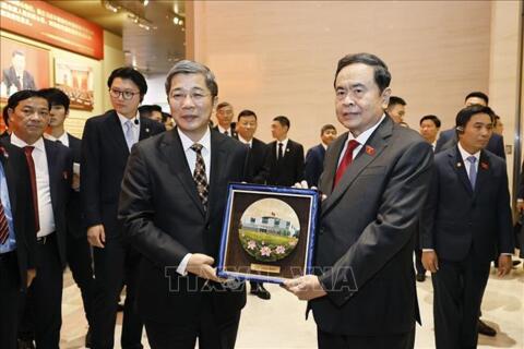 Chủ tịch Quốc hội Trần Thanh Mẫn thăm Bảo tàng Lịch sử Đảng Cộng sản Trung Quốc